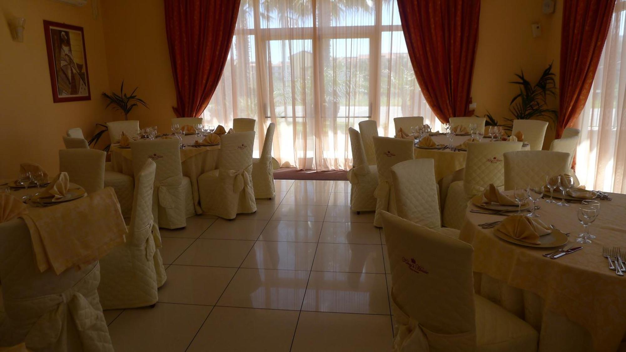 King'S House Hotel Resort Маскали Екстериор снимка