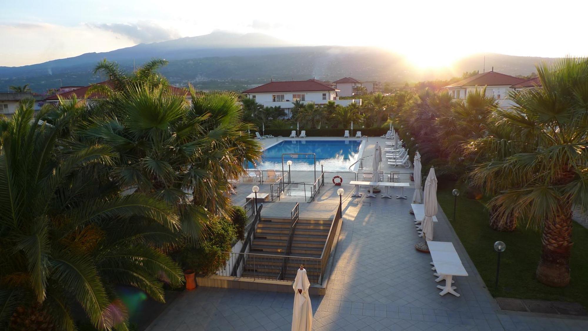 King'S House Hotel Resort Маскали Екстериор снимка