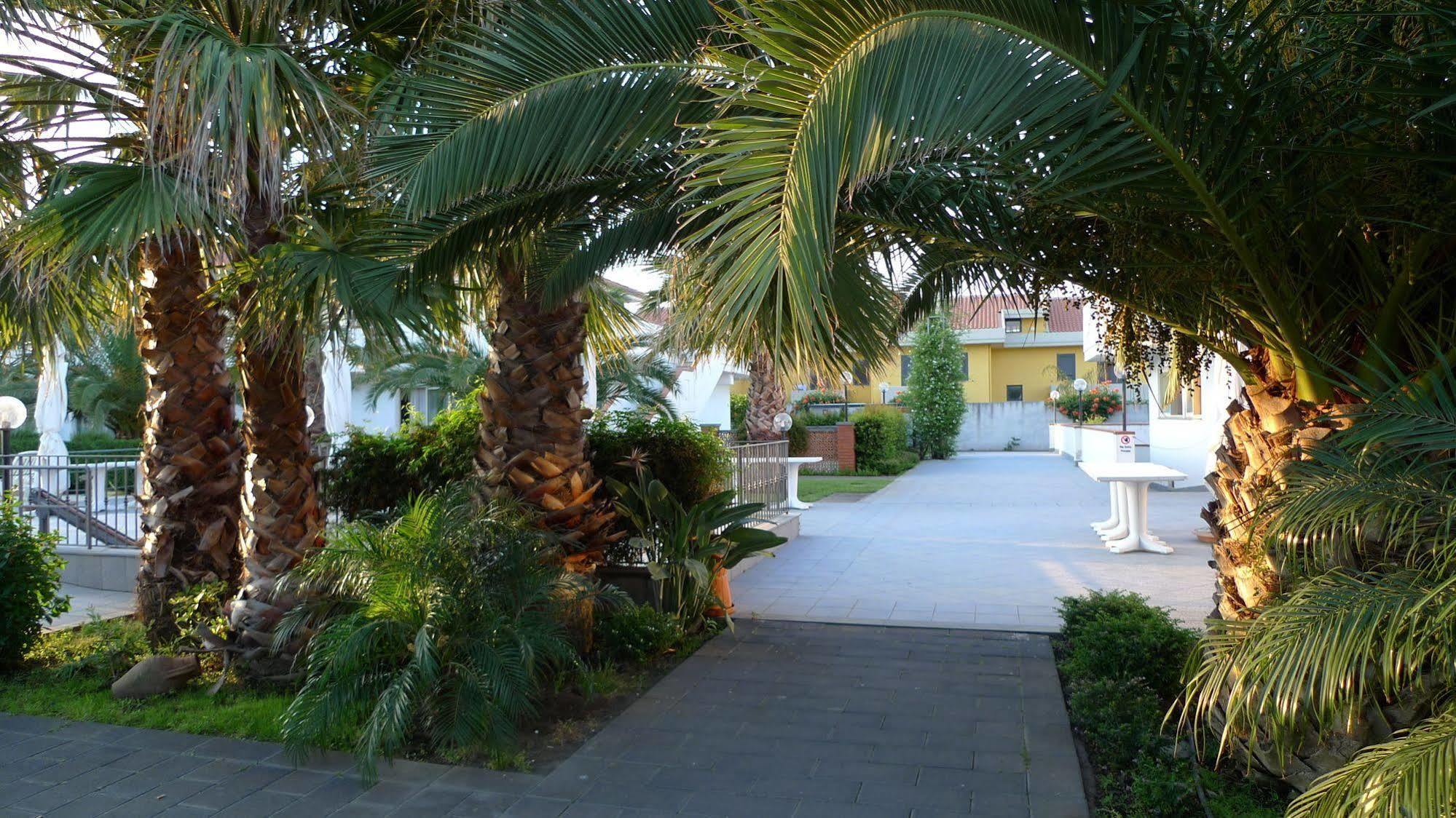 King'S House Hotel Resort Маскали Екстериор снимка